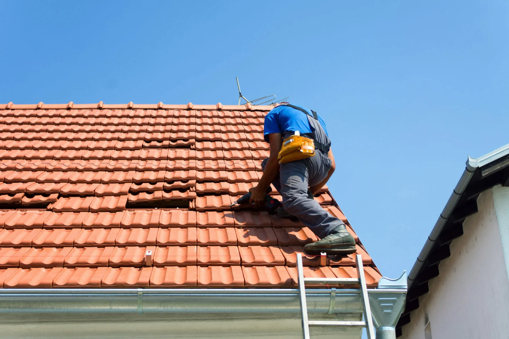 Installing Asphalt Shingle Roof