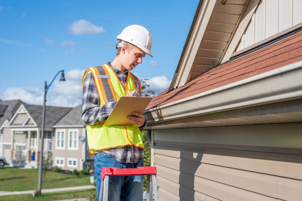 Roof inspector