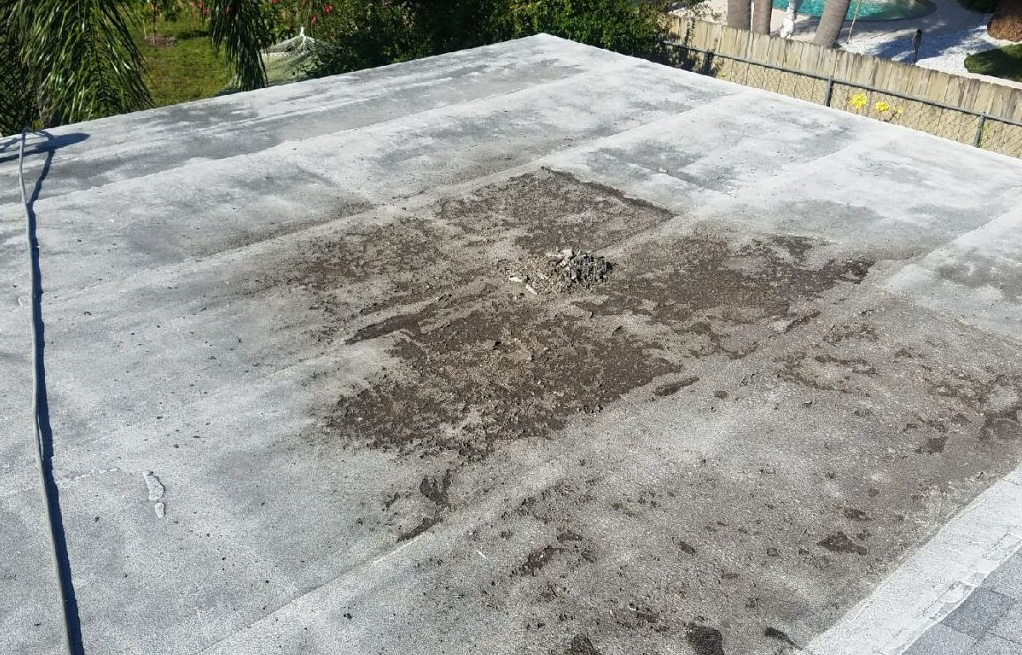 Common Roofing Issues: Moisture Trapped Under Roof Coating