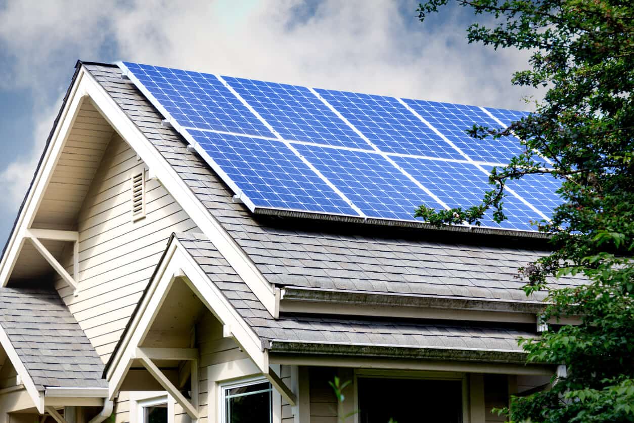 Installing Asphalt Shingle Roof